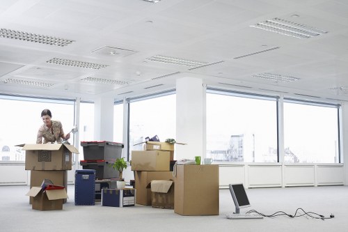 Queens Park removal quote discussion for a mixed household clearance
